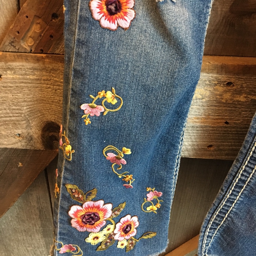 Jeans - Picture 3 of 8